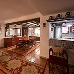 Apartment The House! Large Terrace & Bars! Traveller Awards 2024-2025-2026 *