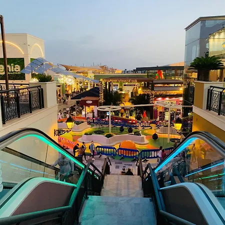 The House! Large Terrace & Bars! Traveller Awards 2024-2025-2026
